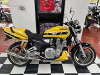 YAMAHA XJR1300