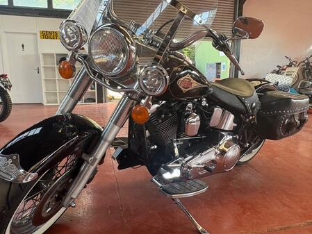 HARLEY-DAVIDSON